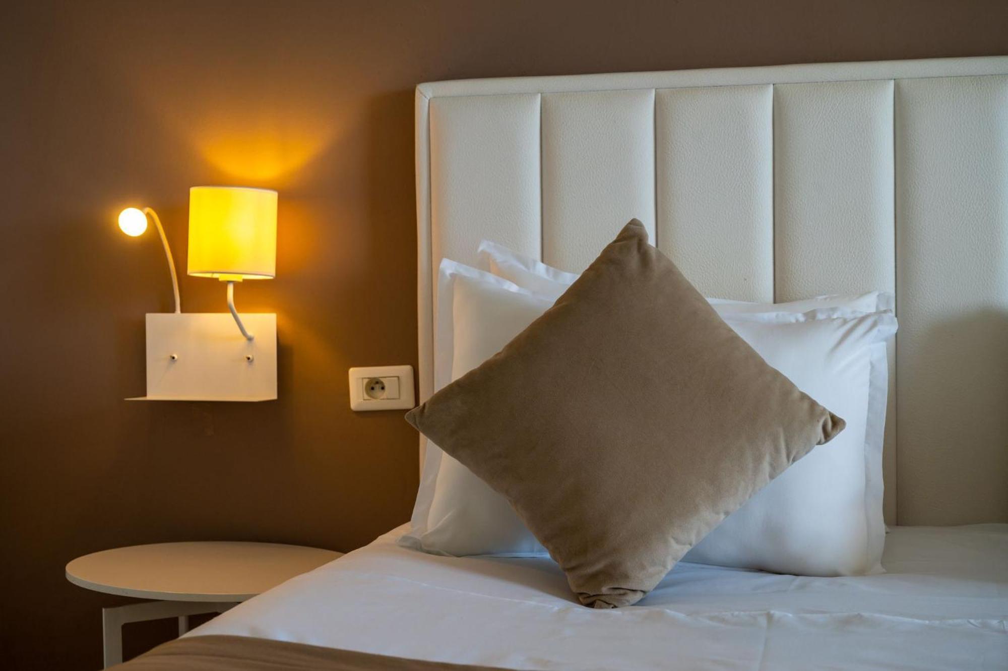 Cooee President 4*